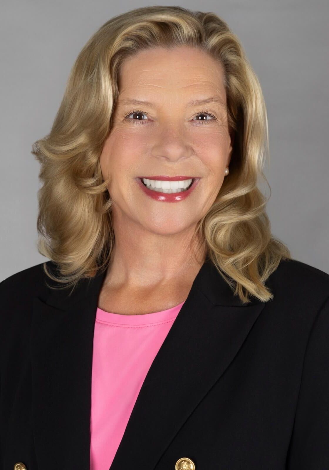 SB2_9072 Lindy Harvey