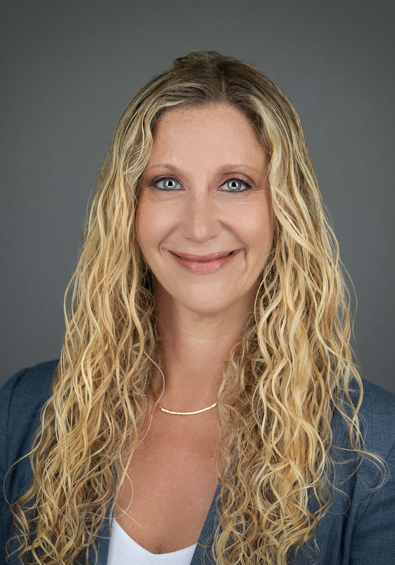 Stephanie Slater Goldfuss headshot 2023 Stephanie Slater Goldfuss